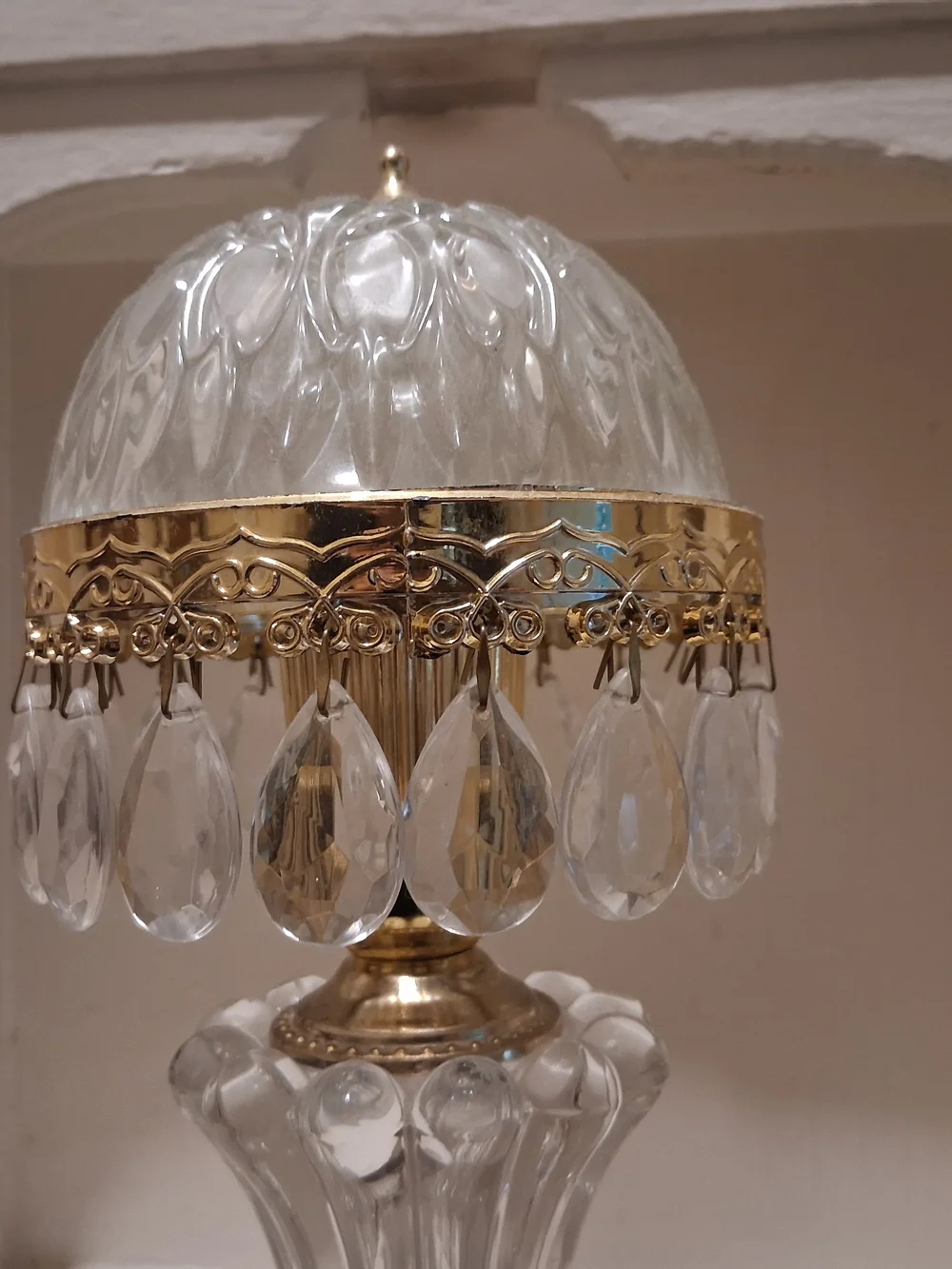 Vintage Michelotti Crystal Boudoir Parlor Lamp